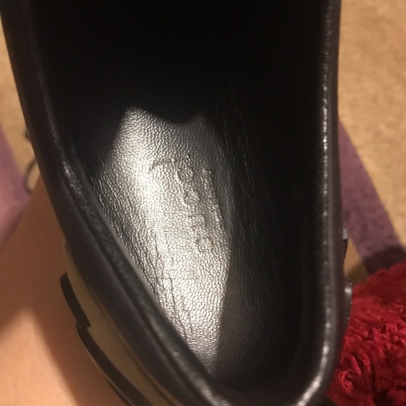 Authentic Gucci Shoes size 5.5 - Picture 8 of 10